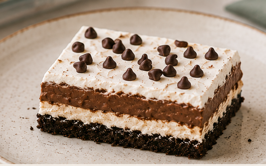 Chocolate Oreo Pudding Lasagna